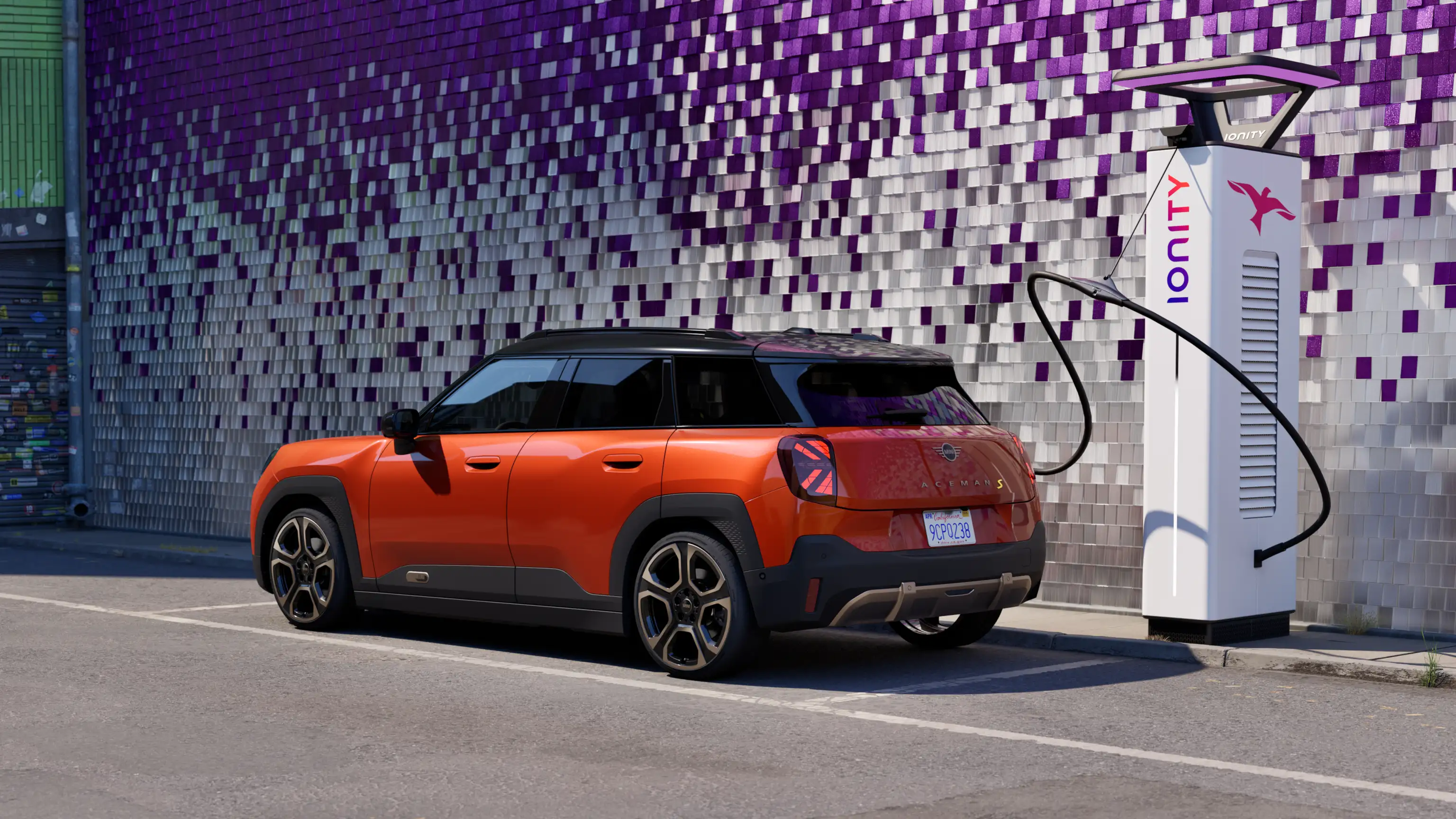 MINI Aceman Electric – Unterwegs laden