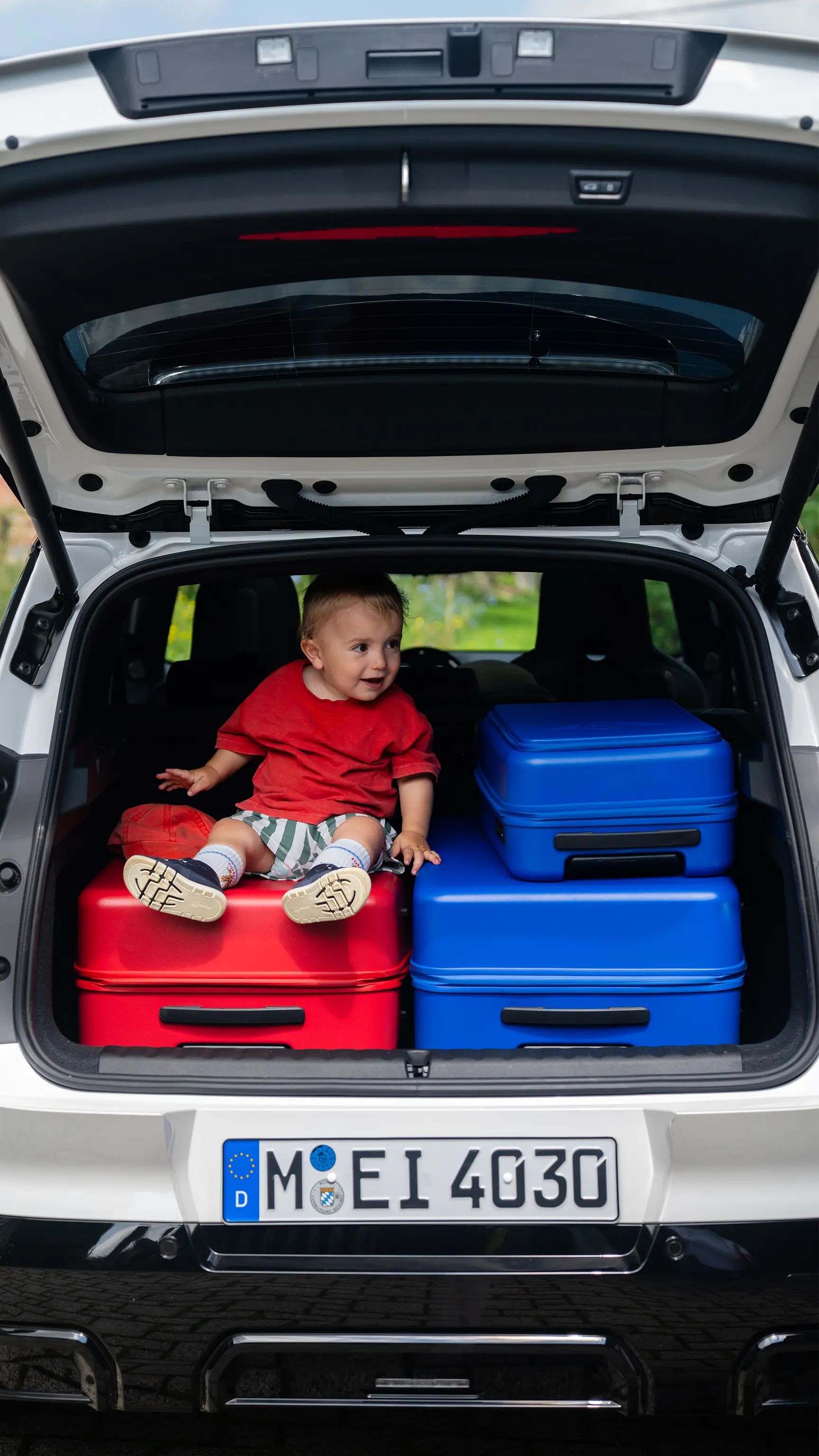 MINI Countryman - Bambino nel bagagliaio