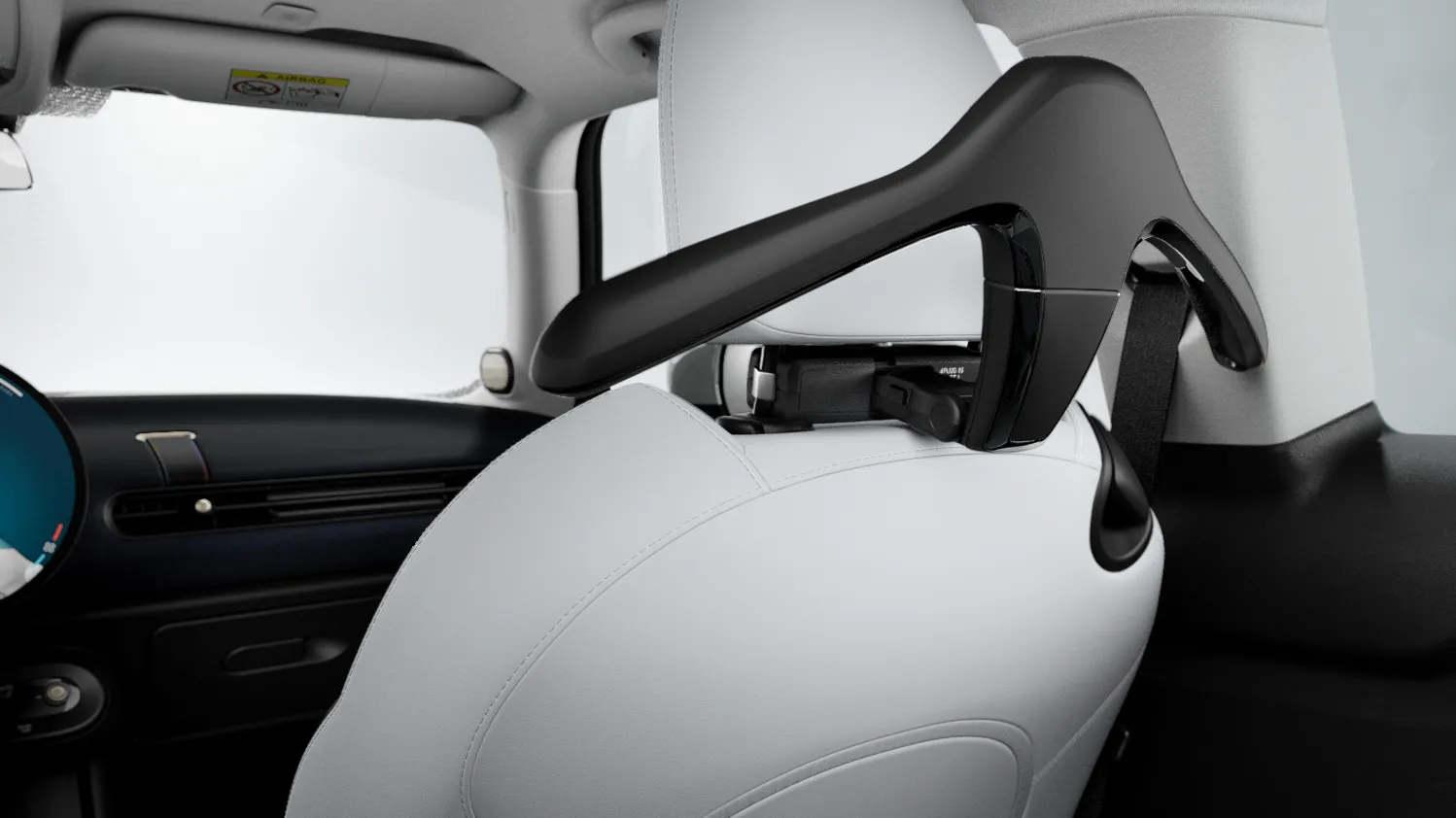 Gruccia appendiabiti MINI nell’abitacolo come parte del sistema MINI "Travel & Comfort".