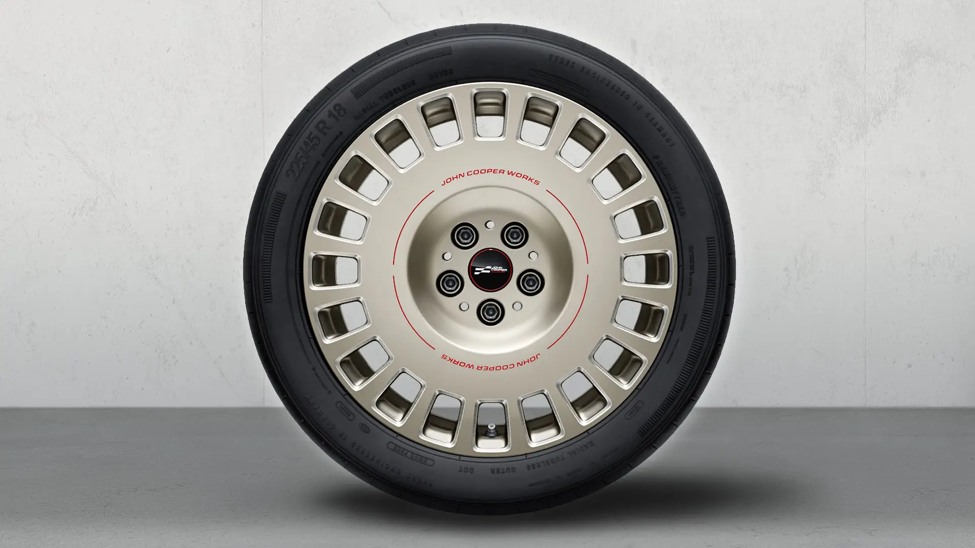 Cerchi in lega bicolore JCW Rallye Spoke 992 da 18" (Vibrant Silver, lucido), set completo di ruote estive