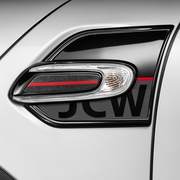 MINI John Cooper Works – silber – Side Scuttle