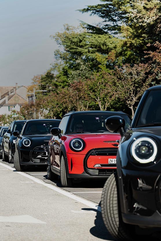 MINI in einer Reihe MINI in einer Reihe