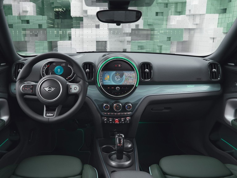 MINI Countryman Untamed Edition – Innenraum – Leder in grün