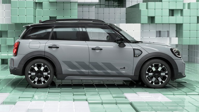 MINI Countryman Untamed Edition – Vorderseite – Grün