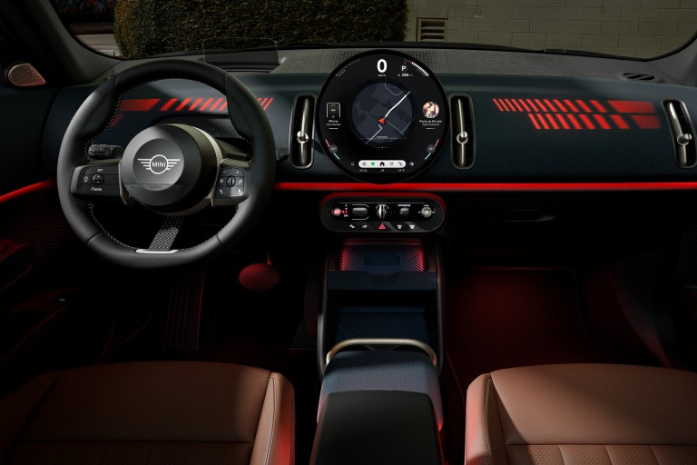 Vollelektrischer MINI Countryman – Interieur – Cockpit