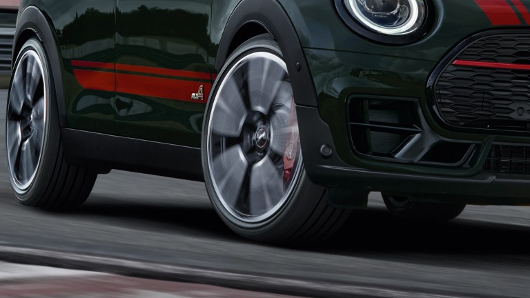 MINI John Cooper Works Clubman – Frontansicht – Rennstrecke