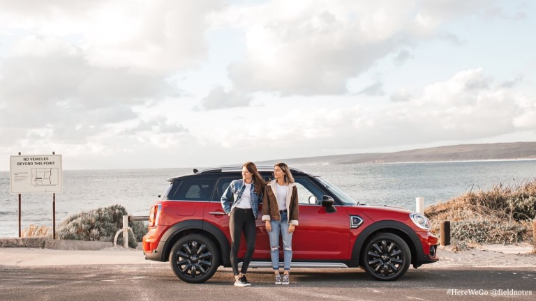 MINI Cooper S Countryman – red and black – MINI Roadside Assistance