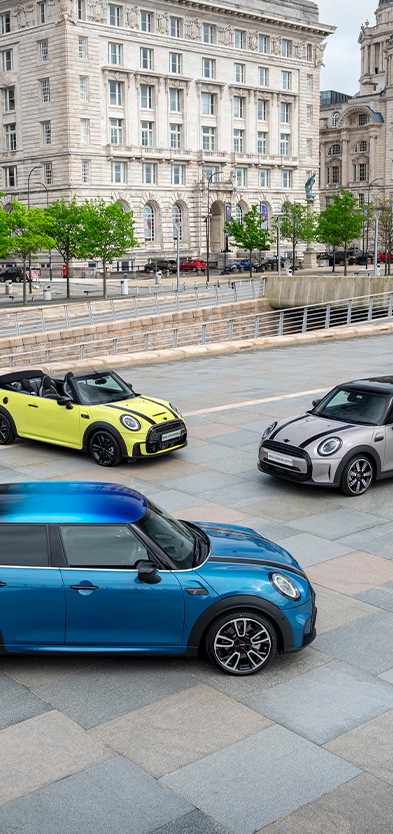 Gamme MINI sur la route