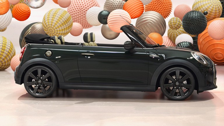 MINI Cabrio – édition Resolute – Rebel Green