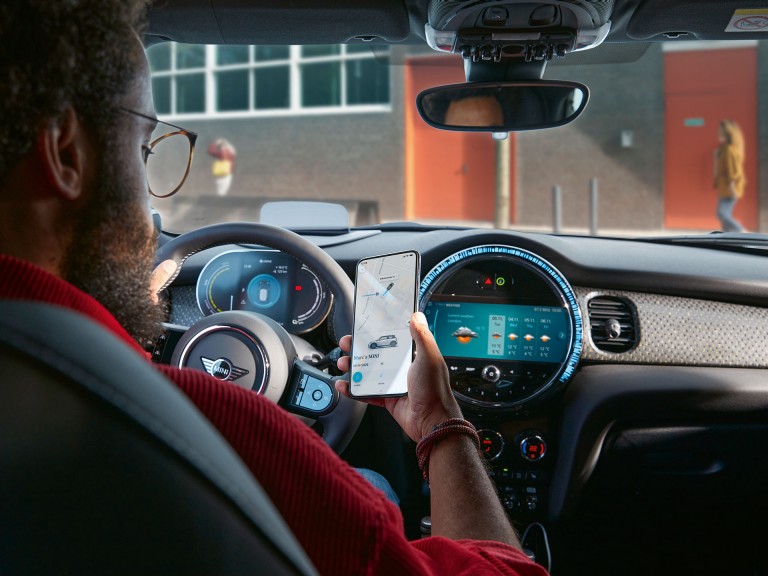 MINI 3 door Cooper SE – technologie du cockpit – habitacle