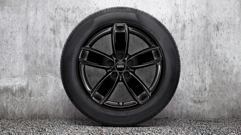 17" channel spoke 531 – jet black