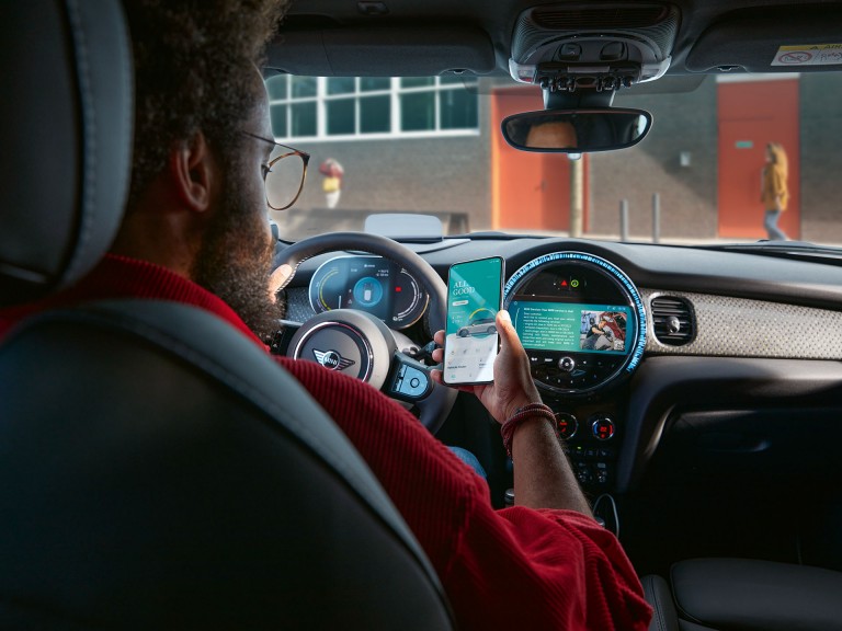 MINI TeleServices – app mobile