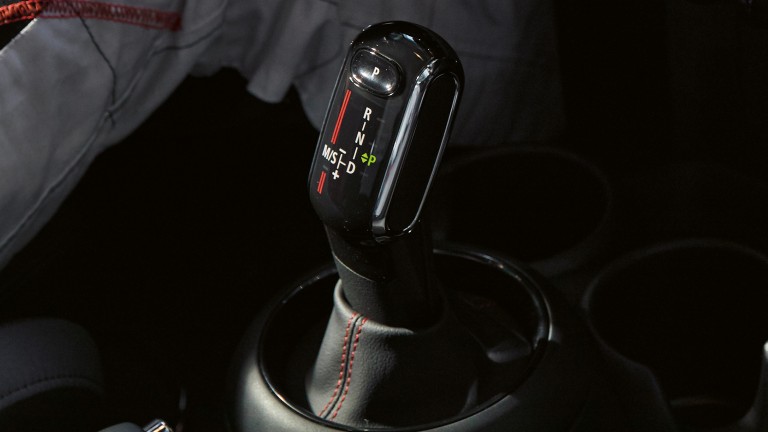 MINI John Cooper Works GP – cambio automatico a 8 rapporti