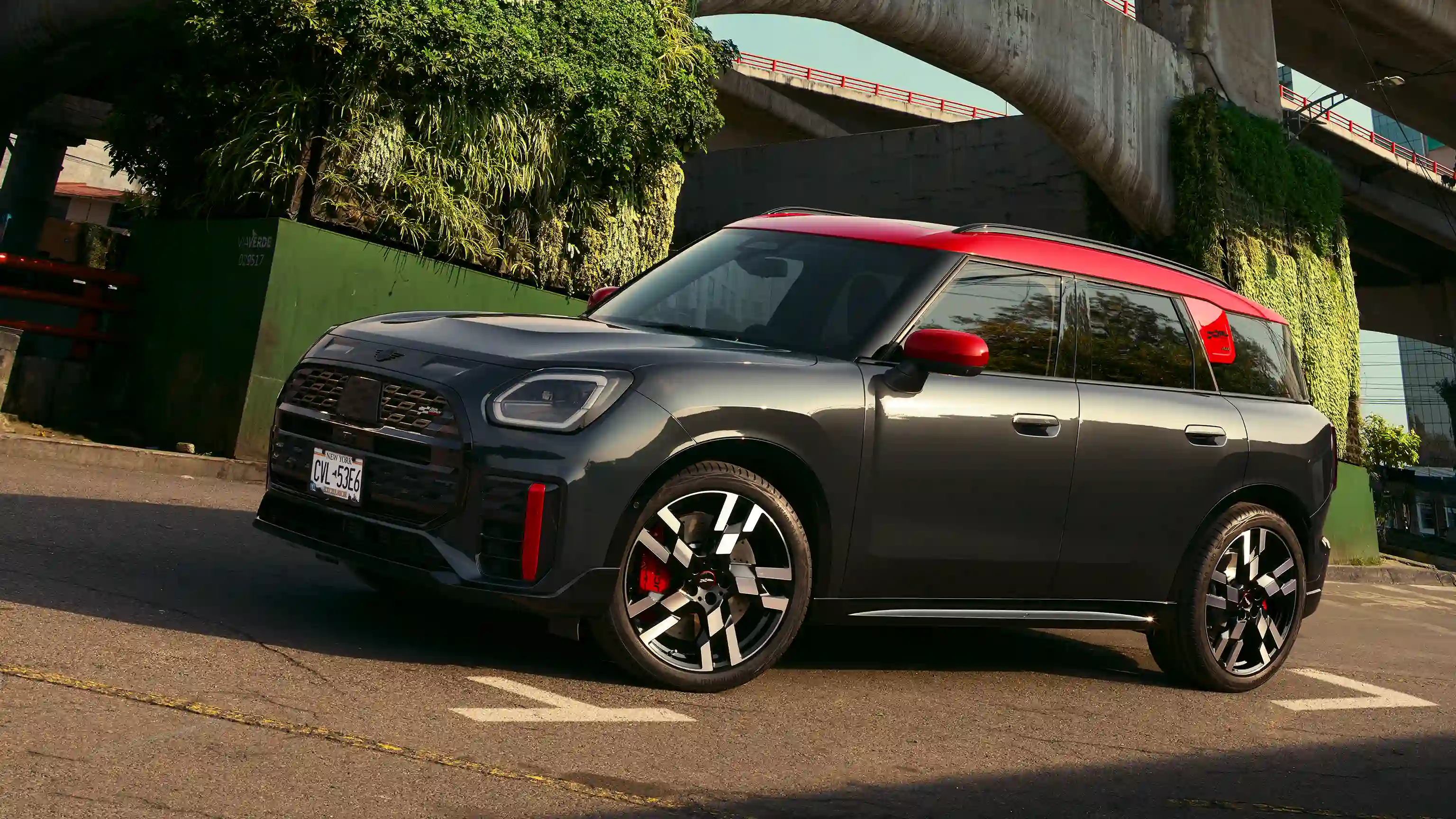 MINI JCW - Countryman - Teaser